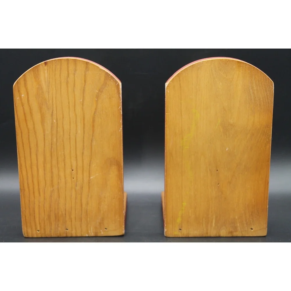 Horse Head Wooden Bookends Distressed Farmhouse Equestrian Decor Set of 2